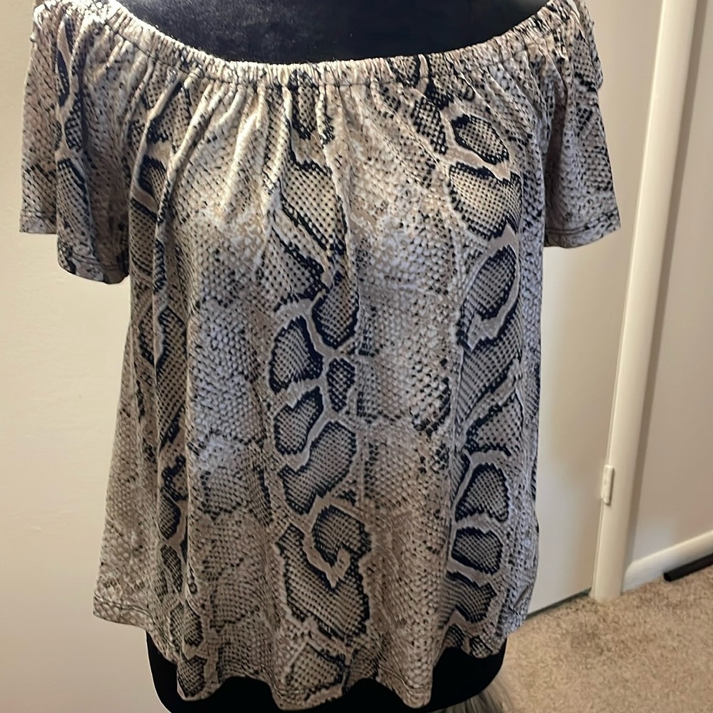 GUC MICHAEL by MICHEAL KORS snake skin print shirt sz.M 126